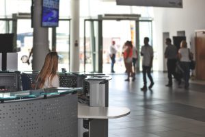 Utrzymanie czystości w korporacji – zleć to firmie sprzątającej